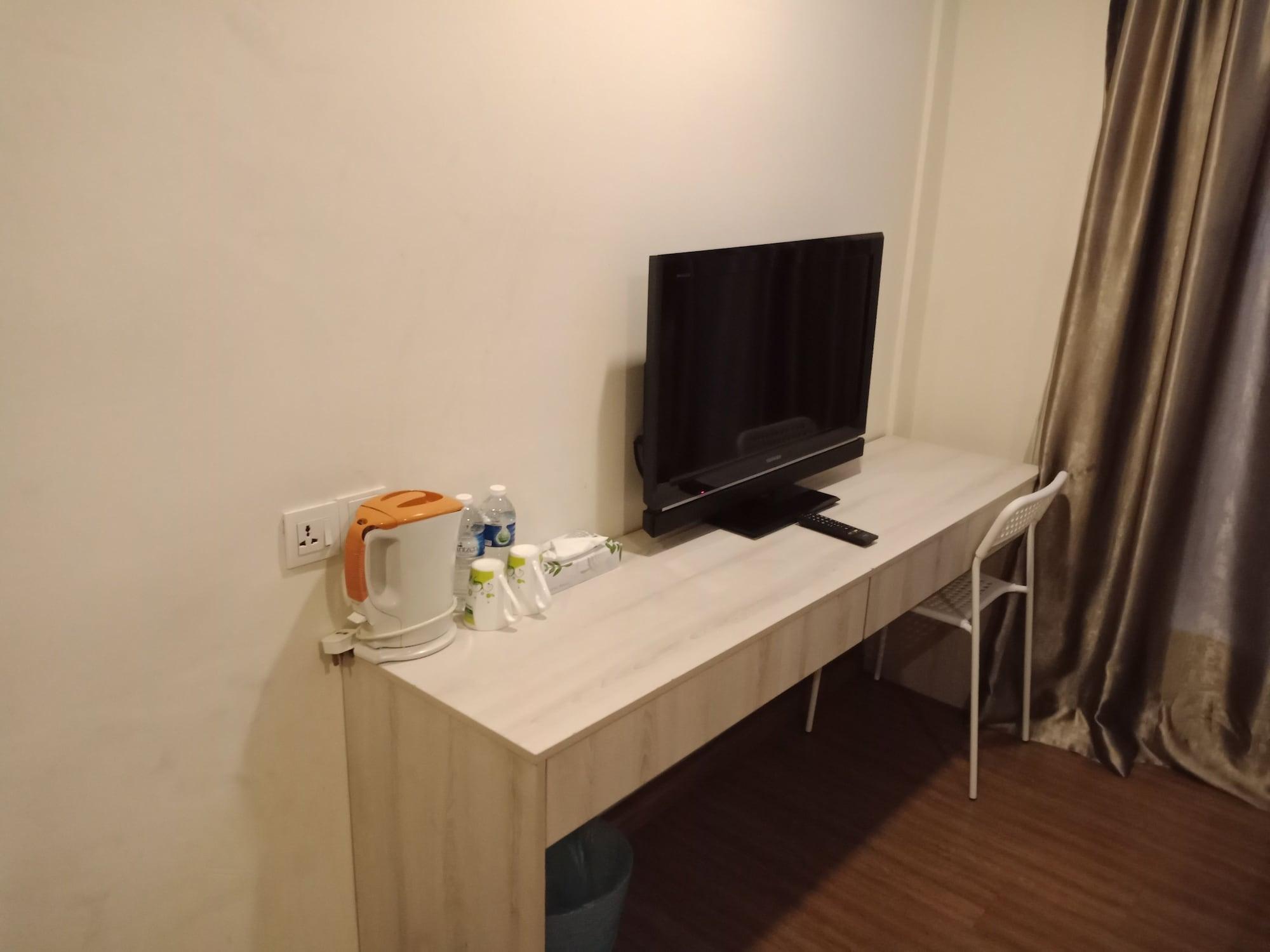 Hotel Zamburger Taman Segar - Previously Home Inn Taman Segar Kuala Lumpur Luaran gambar